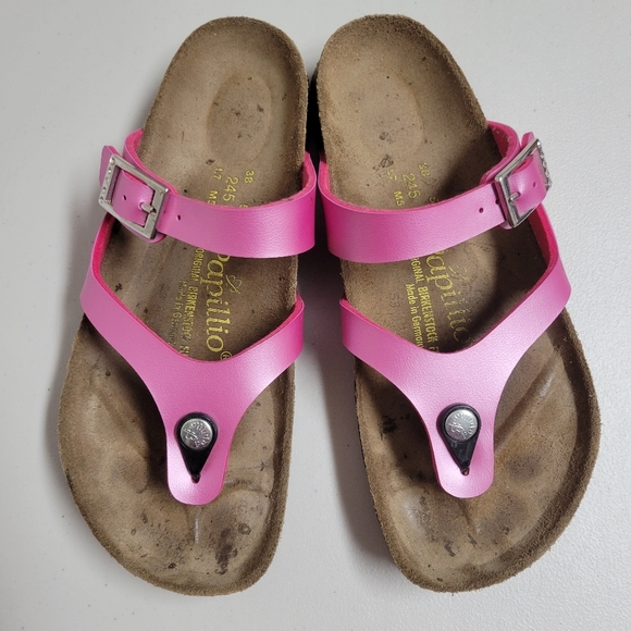 Papillio By Birkenstock Fussbett Gizeh Sandals. - Picture 1 of 13